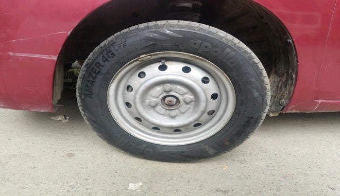 2012 Maruti Wagon R 1.0 LXI CNG, Petrol, Manual, 94,973 km, tyre