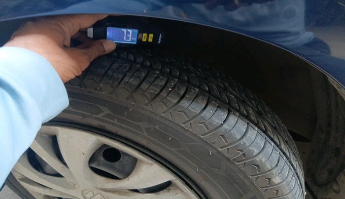 2019 Maruti Swift VXI, Petrol, Manual, 55,811 km, tyre