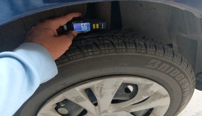 2019 Maruti Swift VXI, Petrol, Manual, 55,811 km, tyre