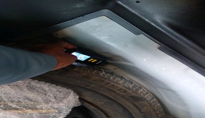 2019 Maruti Swift VXI, Petrol, Manual, 55,811 km, tyre