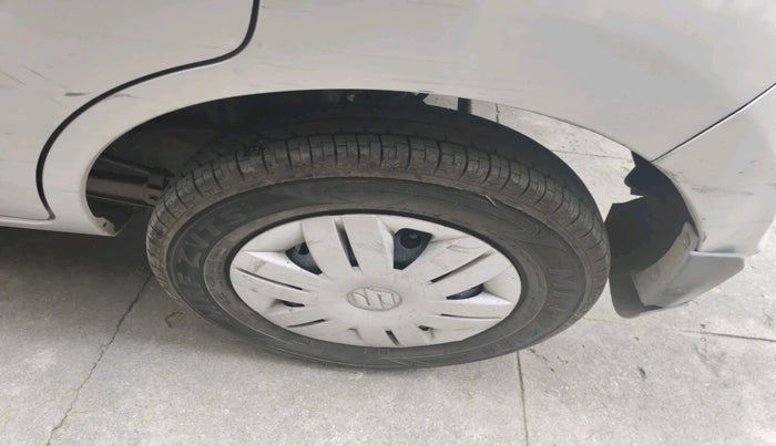 2012 Maruti Alto 800 LXI, Petrol, Manual, 1,12,330 km, tyre