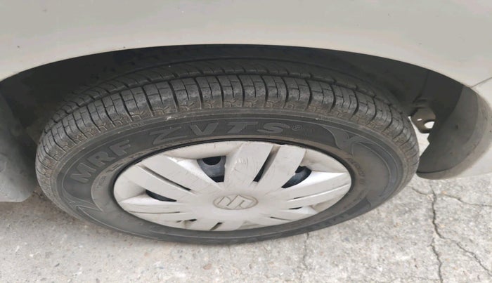 2012 Maruti Alto 800 LXI, Petrol, Manual, 1,12,330 km, tyre