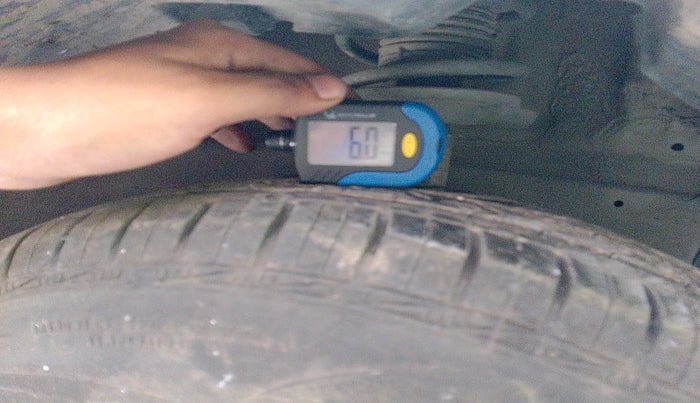 2015 Maruti Swift Dzire VXI, Petrol, Manual, 95,009 km, tyre