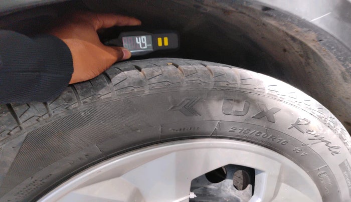 2018 Maruti S Cross DELTA 1.3, Diesel, Manual, 1,32,867 km, tyre