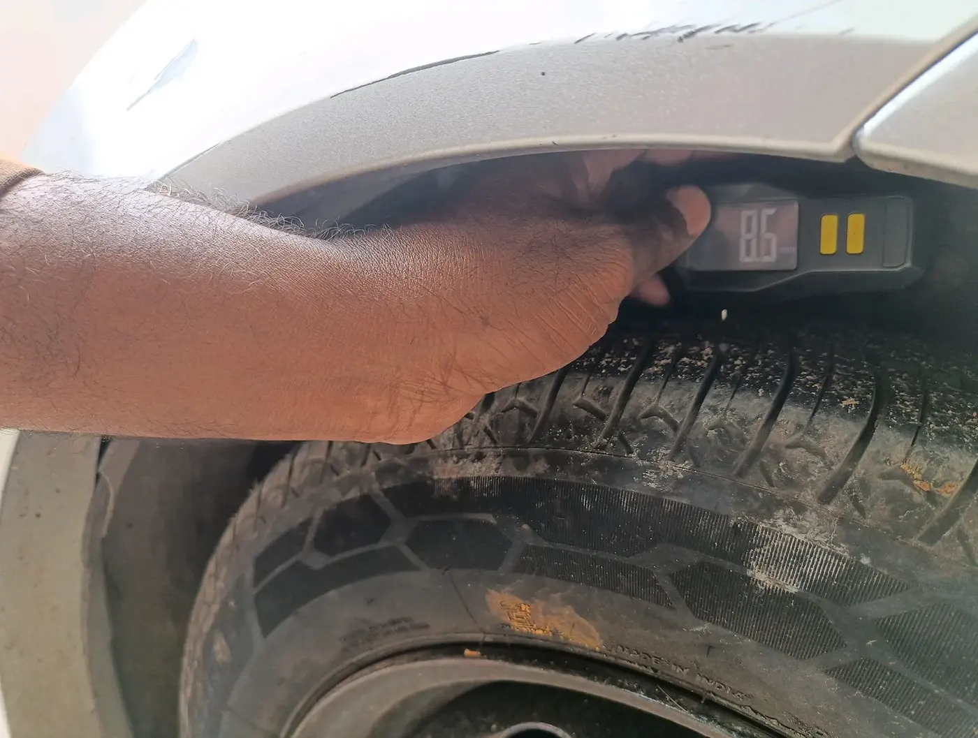 2010 Tata Indica V2 DLS, Diesel, Manual, 1,07,450 km, tyre
