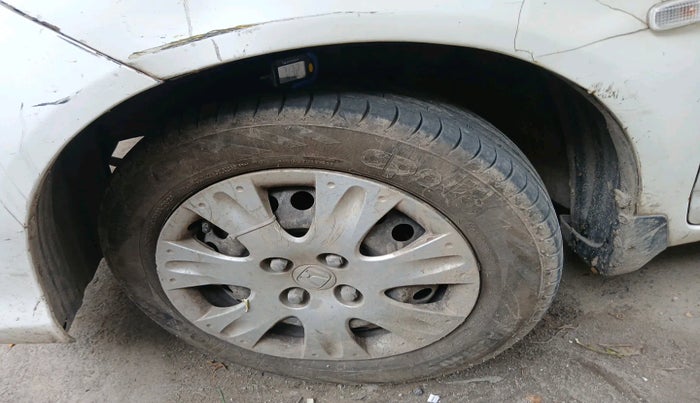 2017 Honda Amaze 1.2L I-VTEC S, Petrol, Manual, 75,150 km, tyre