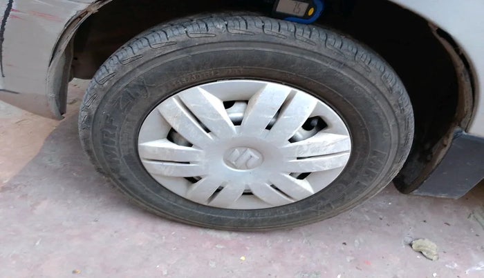 2013 Maruti Alto 800 LXI CNG, Petrol, Manual, 1,92,521 km, tyre