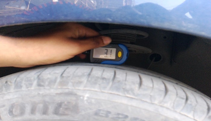 2017 Maruti Dzire ZXI, Petrol, Manual, 79,582 km, tyre