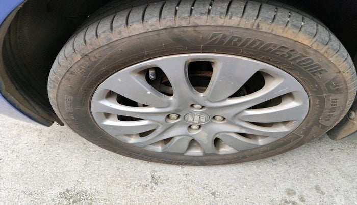 2017 Maruti Baleno ZETA CVT PETROL 1.2, Petrol, Automatic, 76,595 km, tyre