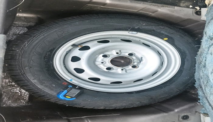 2017 Tata Tiago XZA PETROL, Petrol, Automatic, 18,070 km, tyre