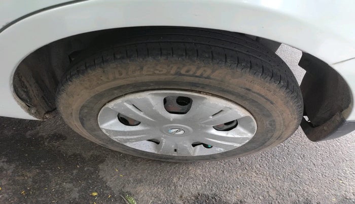 2014 Maruti Swift Dzire VDI, Diesel, Manual, 66,887 km, tyre