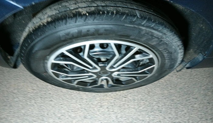 2021 Maruti Baleno DELTA PETROL 1.2, Petrol, Manual, 61,417 km, tyre