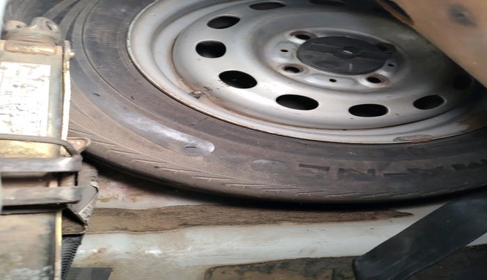 2011 Tata Indicab AC, Diesel, Manual, 86,294 km, tyre