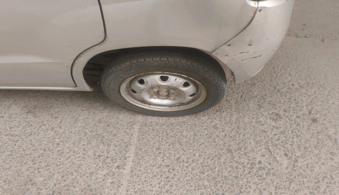 2014 Maruti Zen Estilo LXI, Petrol, Manual, 86,755 km, tyre