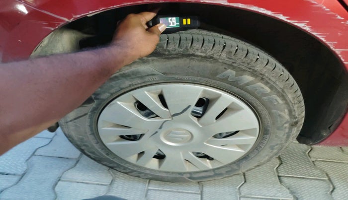 2011 Maruti Swift VXI, Petrol, Manual, 44,089 km, tyre