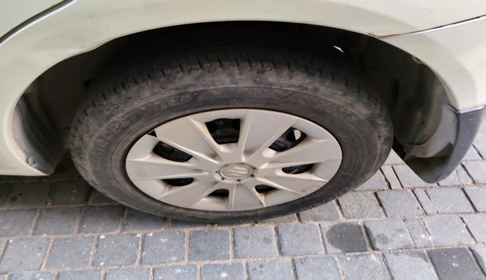 2010 Maruti SX4 VXI, Petrol, Manual, 1,00,660 km, tyre