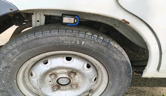 2010 Maruti Alto LXI, Petrol, Manual, 1,34,343 km, tyre