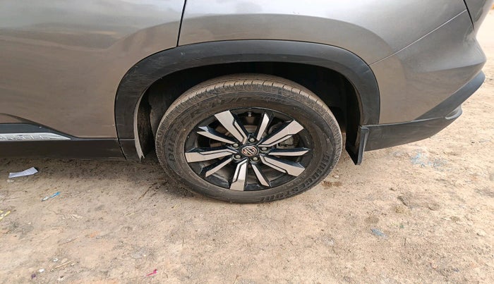 2019 MG HECTOR SHARP 1.5 DCT PETROL, Petrol, Automatic, 96,302 km, tyre