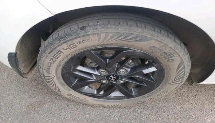 2021 Hyundai GRAND I10 NIOS SPORTZ 1.2 KAPPA VTVT, Petrol, Manual, 22,193 km, tyre