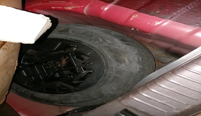 2010 Hyundai i10 SPORTZ 1.2, Petrol, Manual, 60,380 km, tyre