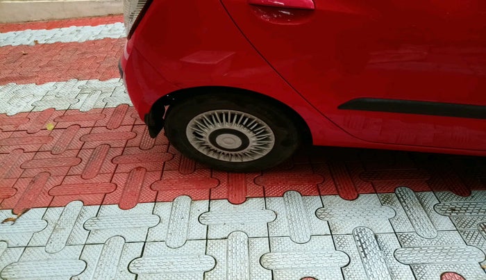 2010 Hyundai i10 SPORTZ 1.2, Petrol, Manual, 60,380 km, tyre