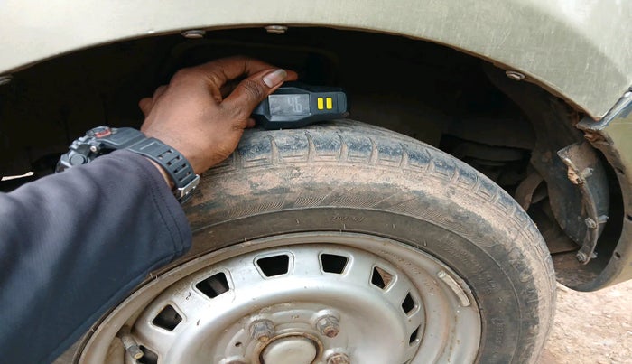 2010 Mahindra Xylo D2, Diesel, Manual, 1,93,420 km, tyre