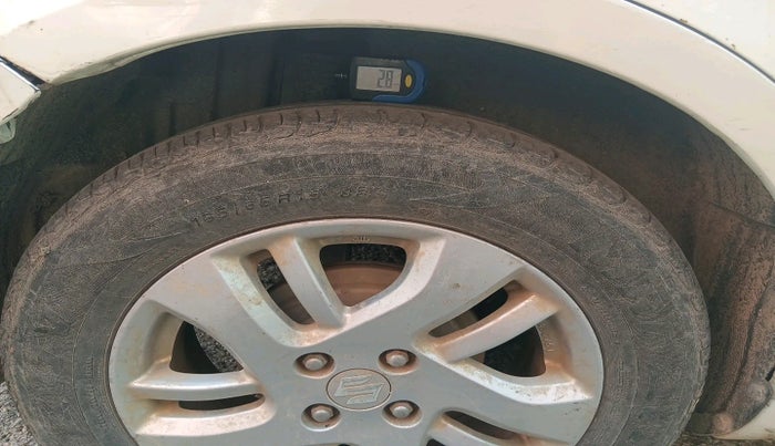 2013 Maruti Swift Dzire ZDI, Diesel, Manual, 1,55,859 km, tyre