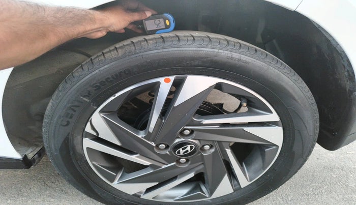 2022 Hyundai NEW I20 ASTA (O) 1.2 AT, Petrol, Automatic, 24,882 km, tyre