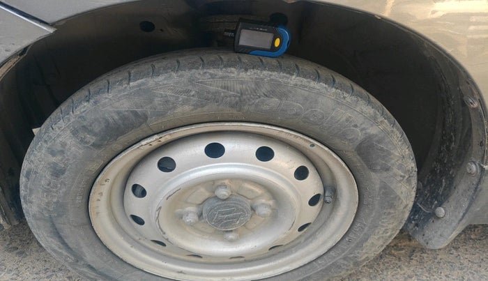 2012 Maruti Wagon R 1.0 LXI, Petrol, Manual, 72,129 km, tyre