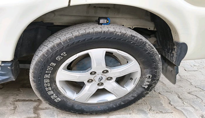 2019 Mahindra Scorpio S9, Diesel, Manual, 1,04,790 km, tyre