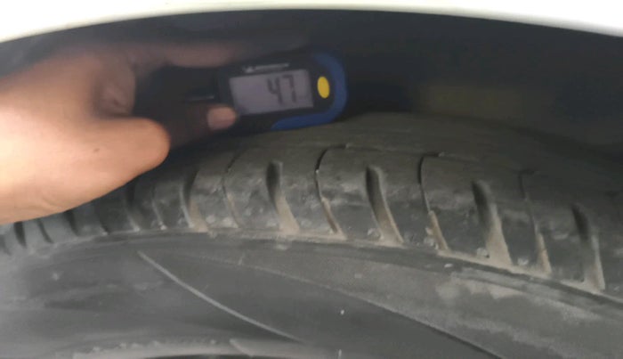 2013 Hyundai i20 SPORTZ 1.2, Petrol, Manual, 56,685 km, tyre