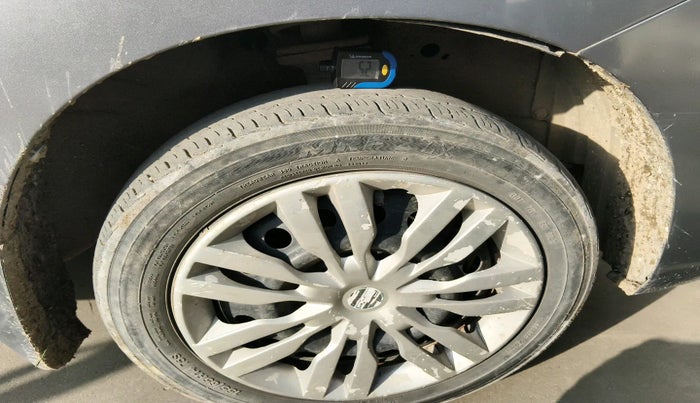 2016 Maruti Wagon R 1.0 VXI, Petrol, Manual, 32,979 km, tyre