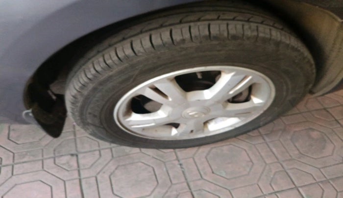 2011 Hyundai i20 ASTA 1.4 AT, Petrol, Automatic, 62,347 km, tyre