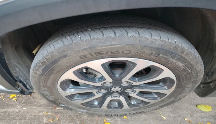 2023 Maruti Grand Vitara DELTA SMART HYBRID AT, Petrol, Automatic, 30,471 km, tyre