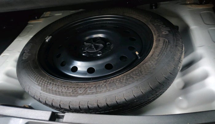 2023 Maruti Grand Vitara DELTA SMART HYBRID AT, Petrol, Automatic, 30,471 km, tyre