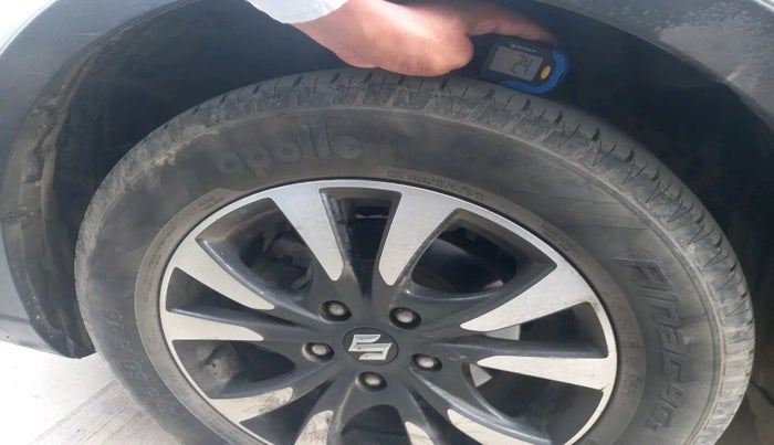2018 Maruti S Cross ALPHA 1.3, Diesel, Manual, 1,28,841 km, tyre