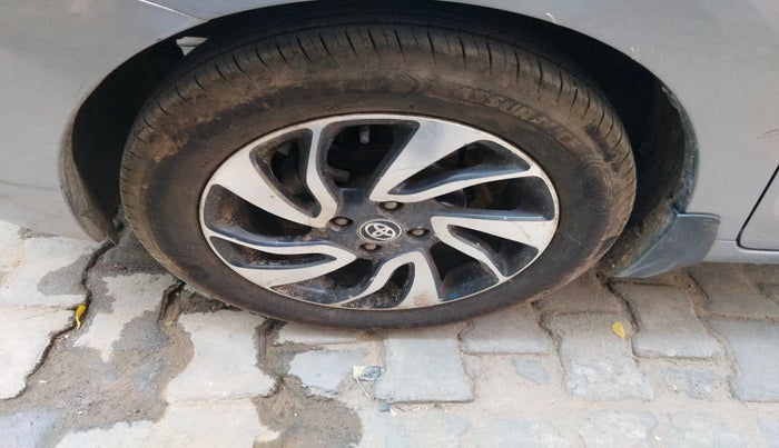 2019 Toyota Glanza G, Petrol, Manual, 85,568 km, tyre