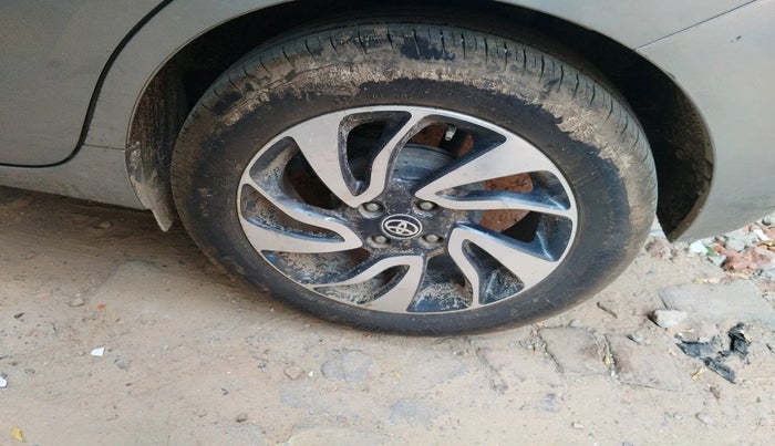 2019 Toyota Glanza G, Petrol, Manual, 85,568 km, tyre