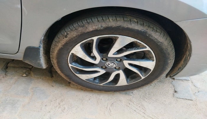 2019 Toyota Glanza G, Petrol, Manual, 85,568 km, tyre