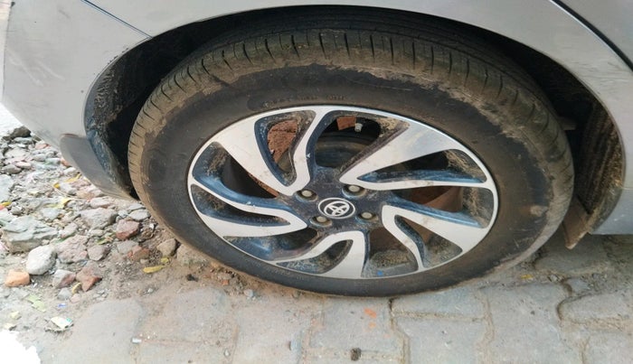 2019 Toyota Glanza G, Petrol, Manual, 85,568 km, tyre
