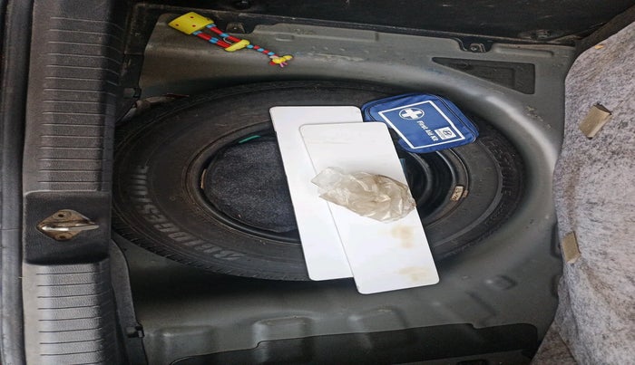 2016 Hyundai Elite i20 SPORTZ 1.2, Petrol, Manual, 55,520 km, tyre