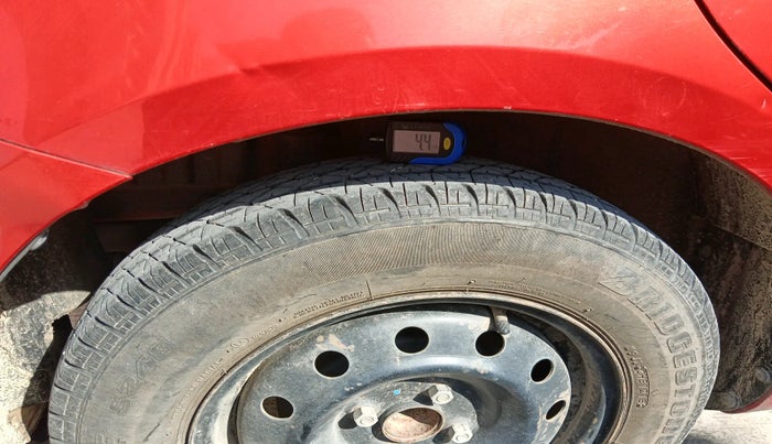 2012 Maruti Swift VXI, Petrol, Manual, 44,443 km, tyre