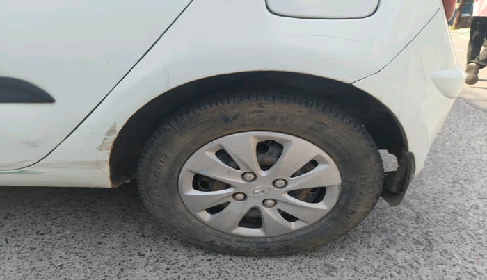 2012 Hyundai i10 MAGNA 1.1, Petrol, Manual, 69,011 km, tyre