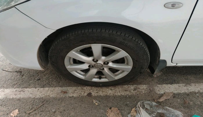 2012 Nissan Sunny XV DIESEL, Diesel, Manual, 1,02,777 km, tyre