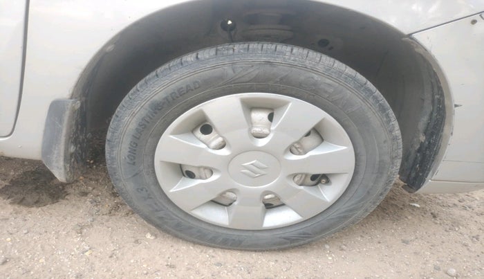 2010 Maruti Wagon R 1.0 LXI, Petrol, Manual, 1,43,275 km, tyre