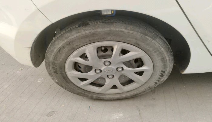 2019 Hyundai Grand i10 MAGNA 1.2 KAPPA VTVT, Petrol, Manual, 1,01,982 km, tyre