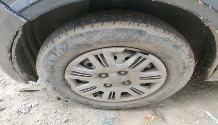 2020 Maruti New Wagon-R LXI CNG (O) 1.0, Petrol, Manual, 1,07,827 km, tyre