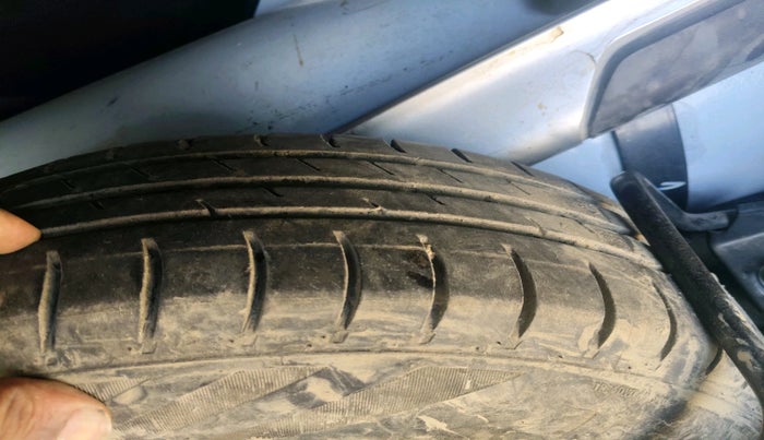 2020 Maruti New Wagon-R LXI CNG (O) 1.0, Petrol, Manual, 1,07,827 km, tyre