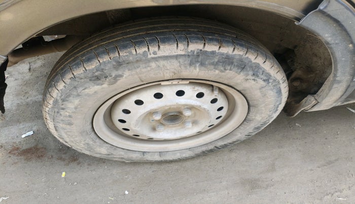 2020 Maruti New Wagon-R LXI CNG (O) 1.0, Petrol, Manual, 1,07,827 km, tyre