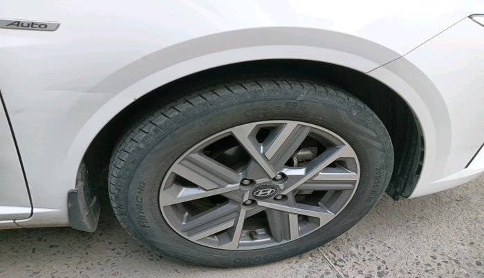 2023 Hyundai Verna SX(O) 1.5 MPI IVT , Petrol, Automatic, 24,905 km, tyre
